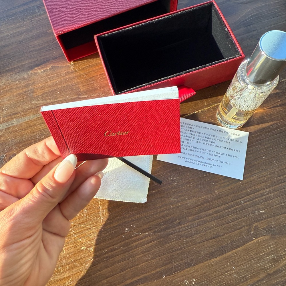 Cartier Cleaning Set - Picture 4 of 5